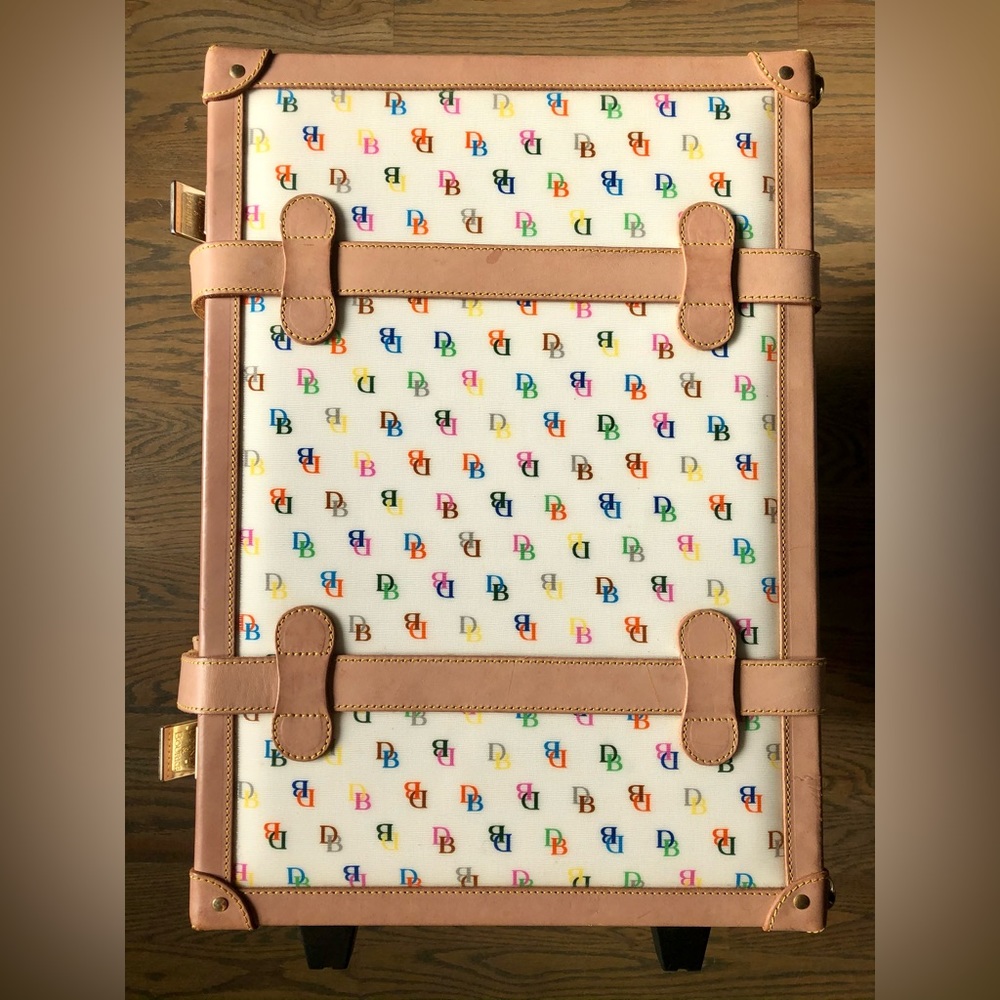 Dooney & Bourke Rolling Trunk !!UNICORN!!